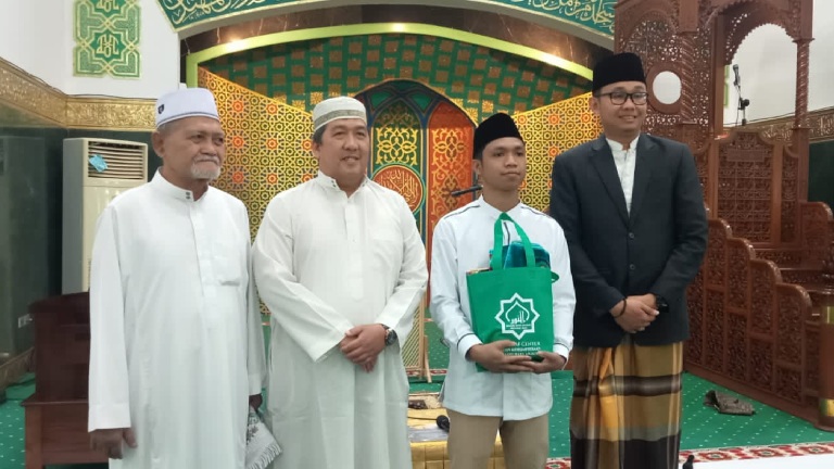 Foto Sah, Silfinus Rumba Masuk Islam Lewat Mualaf Center Riau