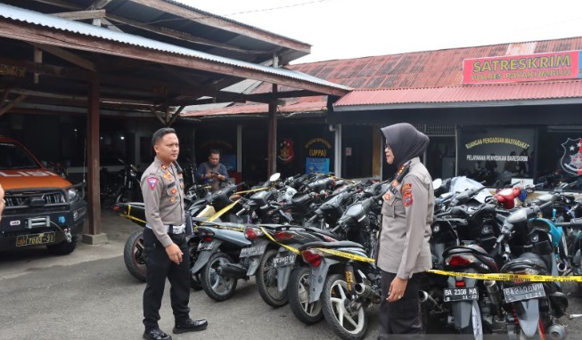 Foto Polisi Amankan 56 Motor Pelaku Balap Liar di Payakumbuh