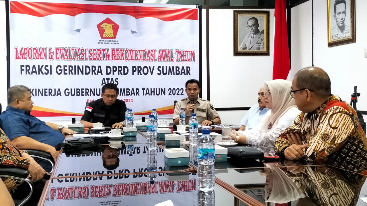 Foto Bikin Gaduh, Fraksi Gerindra Sumbar Desak Gubernur beri Sanksi Kadis BMCKTR