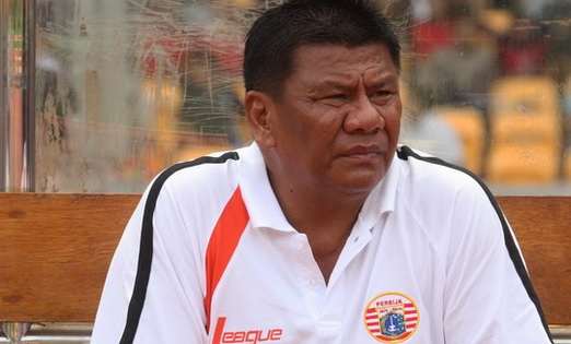 Foto Pelatih Legendaris Sepakbola Indonesia Benny Dollo Meninggal Dunia