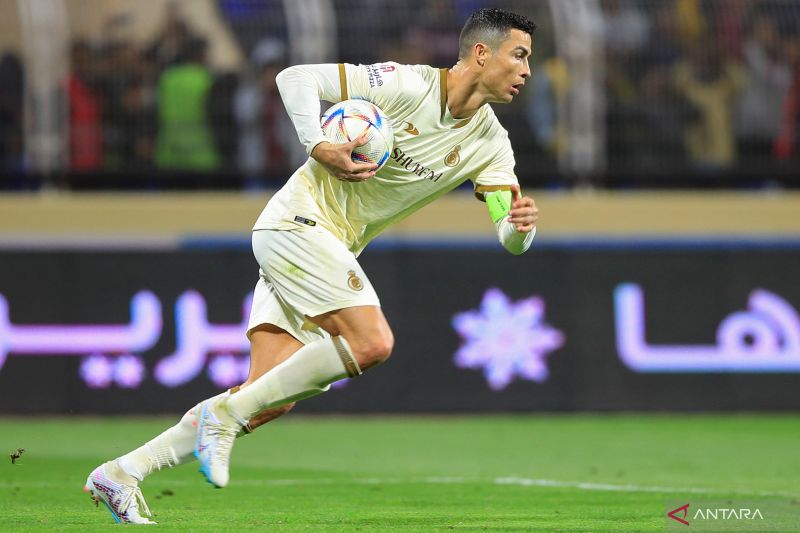 Foto Ronaldo Cetak Gol Perdana di Liga Arab Saudi