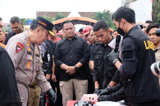 Foto Jelang Ramadhan, Polda Riau Musnahkan Hasil Operasi Lancang Kuning 2023
