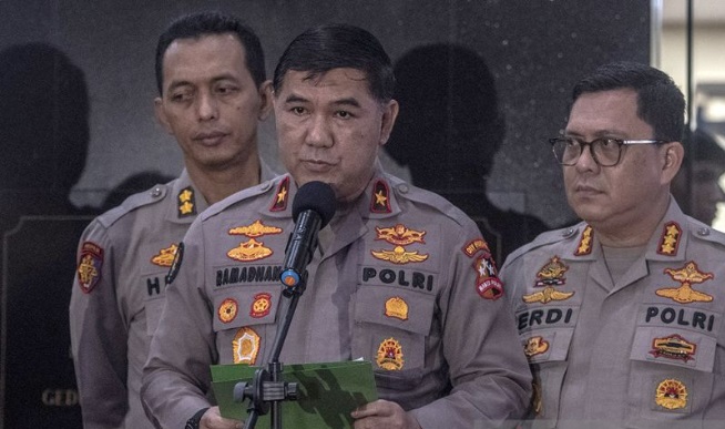 Foto Interpol Indonesia Belum Terima Konfirmasi Keberadaan Harun Masiku