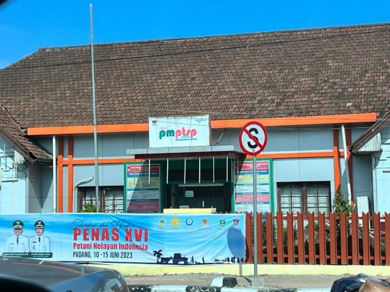Foto Dirjen Kebudayaan Perintahkan Balai Pelestarian Kebudayaan Periksa Eks SMA 1 Padang