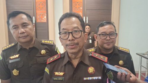 Foto Resmi Sebagai Kejati Riau, Akmal Abbas: Target Zero Tunggakan