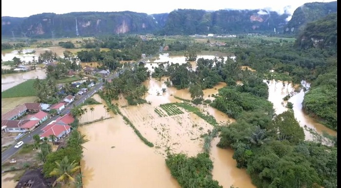 Foto Rentang 2023, Terjadi 555 Kejadian Bencana di Sumbar