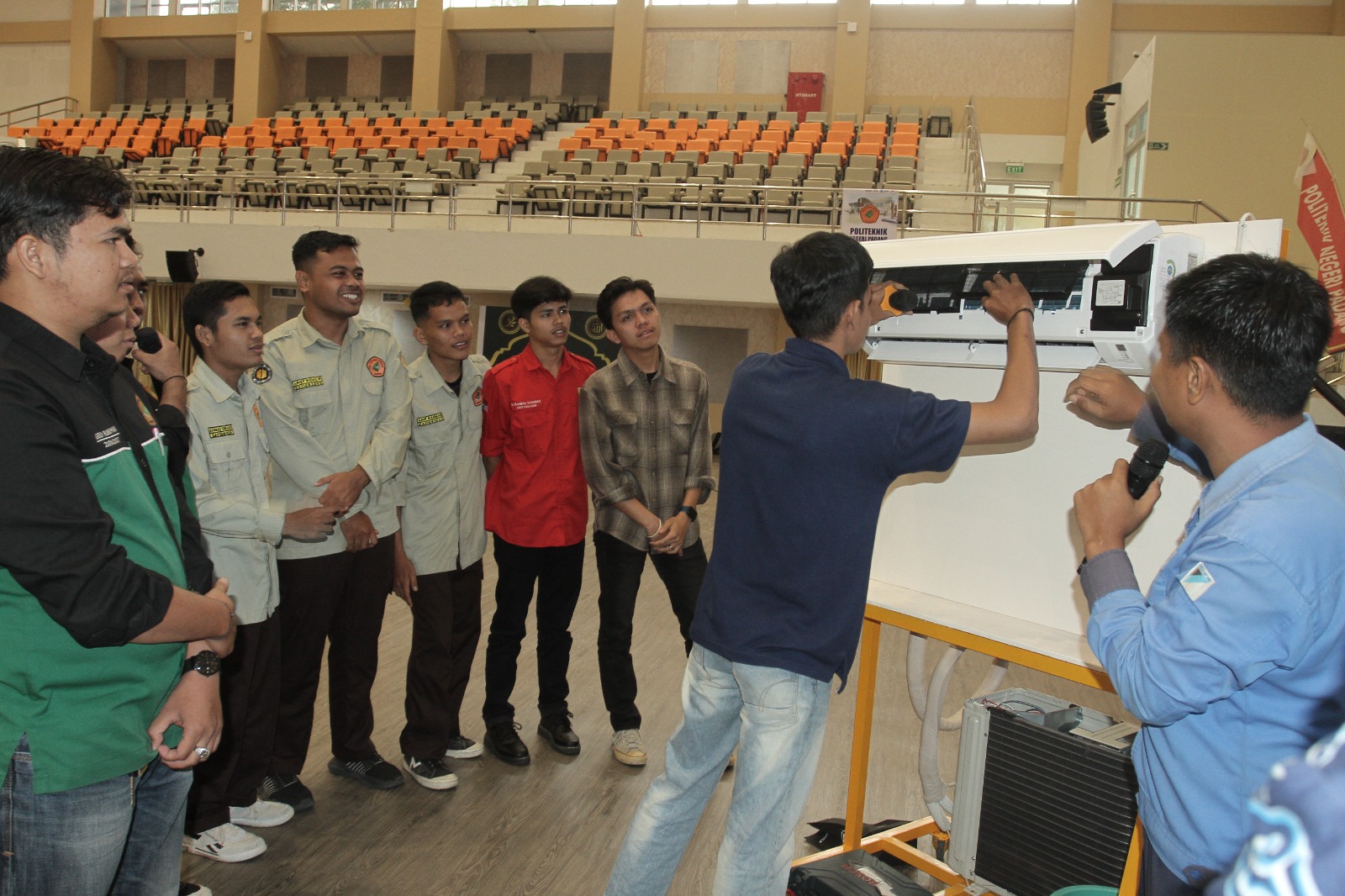 Foto DAIKIN Goes to Campus Kunjungi Dua Perguruan Tinggi di Padang
