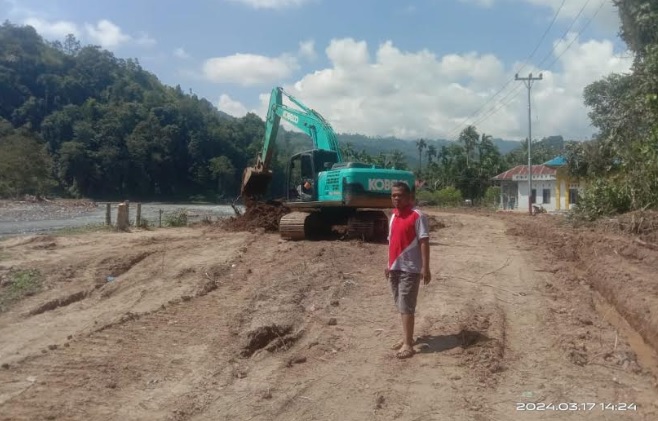 Foto Kerugian Bencana Banjir dan Longsor Pesisir Selatan Capai Rp 1 Triliun