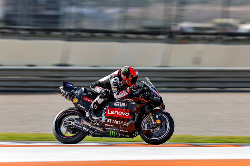 Foto Pecco Juarai Seri Pembuka MotoGP 2024 di Qatar, Marquez Keempat