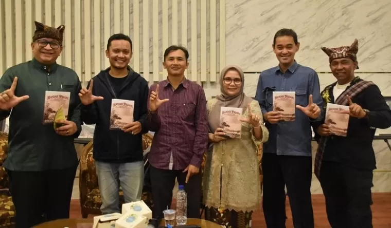 Peluncurn buku Bandar Padang