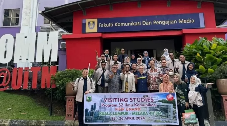 Mahasiswa Magister Ilmu Komunikasi FISIP Unand Kunjungan Studi ke Kuala Lumpur dan Melaka