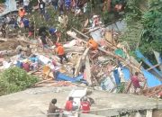 Foto Longsor Tana Toraja, Korban Meninggal Capai 18 Orang