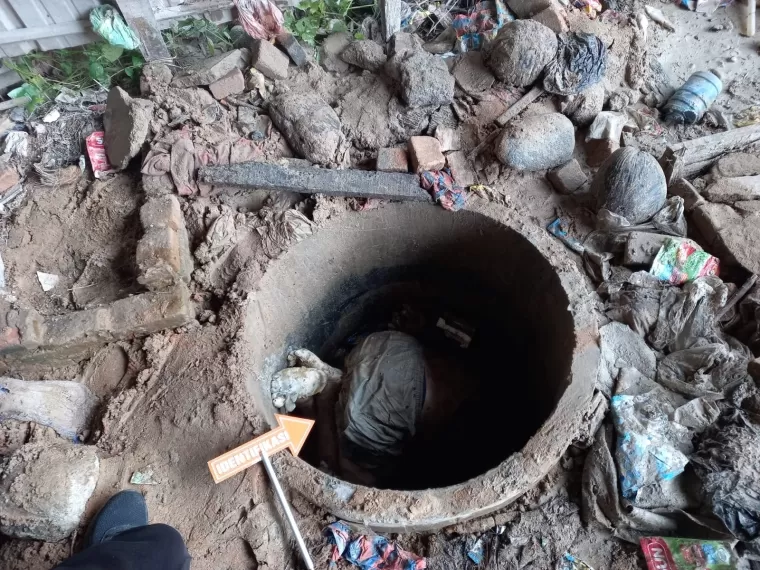 TKP penemuan mayat dalam sumur di Padang Pariaman. (Dok Polres Padang Pariaman)