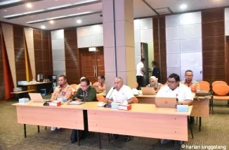 PT Semen Padang menerima kunjungan industri Badan Standardisasi Nasional (BSN) di Ruang Rapat Lantai 1 Kantor Pusat PT Semen Padang, Selasa (14/5/2024).Ist