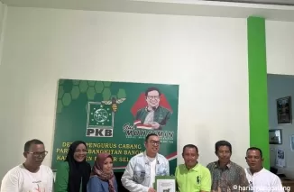 Welly Bernando Resmi Daftar ke PKB untuk Pilkada Pessel 2024