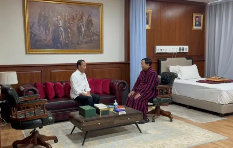 Prabowo Subianto baru menjalani operasi cedera kaki kiri. (Foto: Sultra INews)