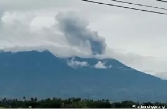 Gunung Marapi Sumbar. (ist)