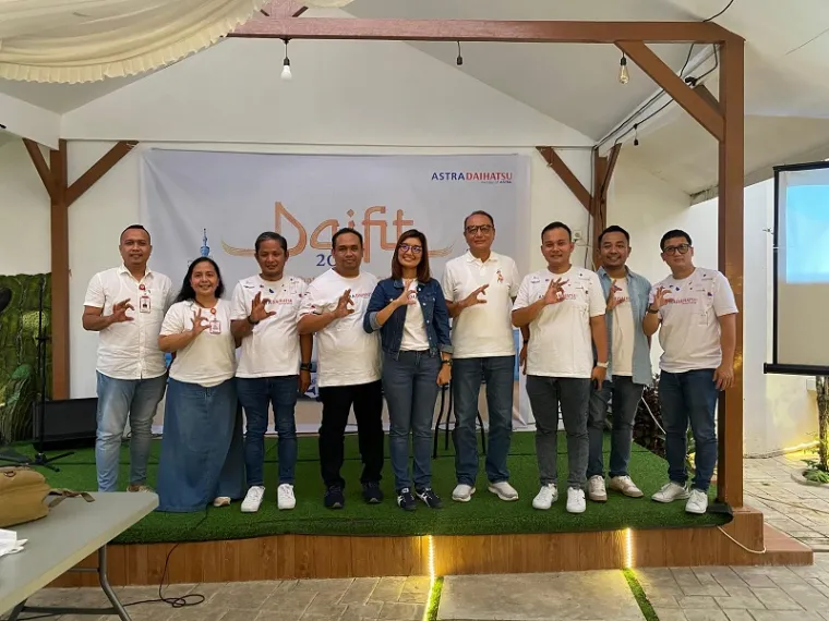 Daihatsu Tawarkan Promo Daifit, Beli Mobil Bisa Umrah