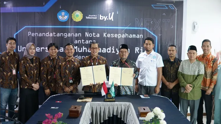 Telkomsel dan Universitas Muhammadiyah Riau resmi menandatangani MoU untuk akselerasi ekosistem digital dan pengembangan talenta unggul
