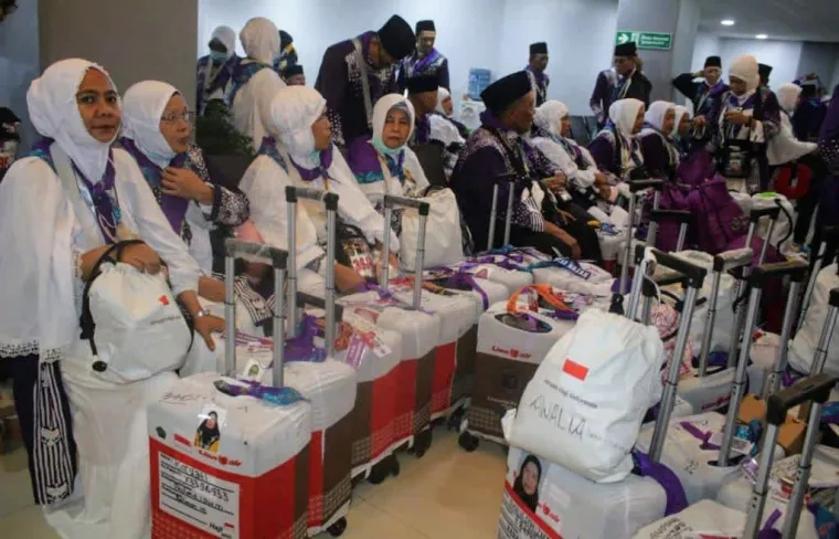 Jemaah Haji Kloter 2 asal Bengkulu Diterbangkan ke Madinah