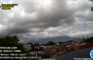Gunung Marapi Kembali Erupsi Siang Tadi